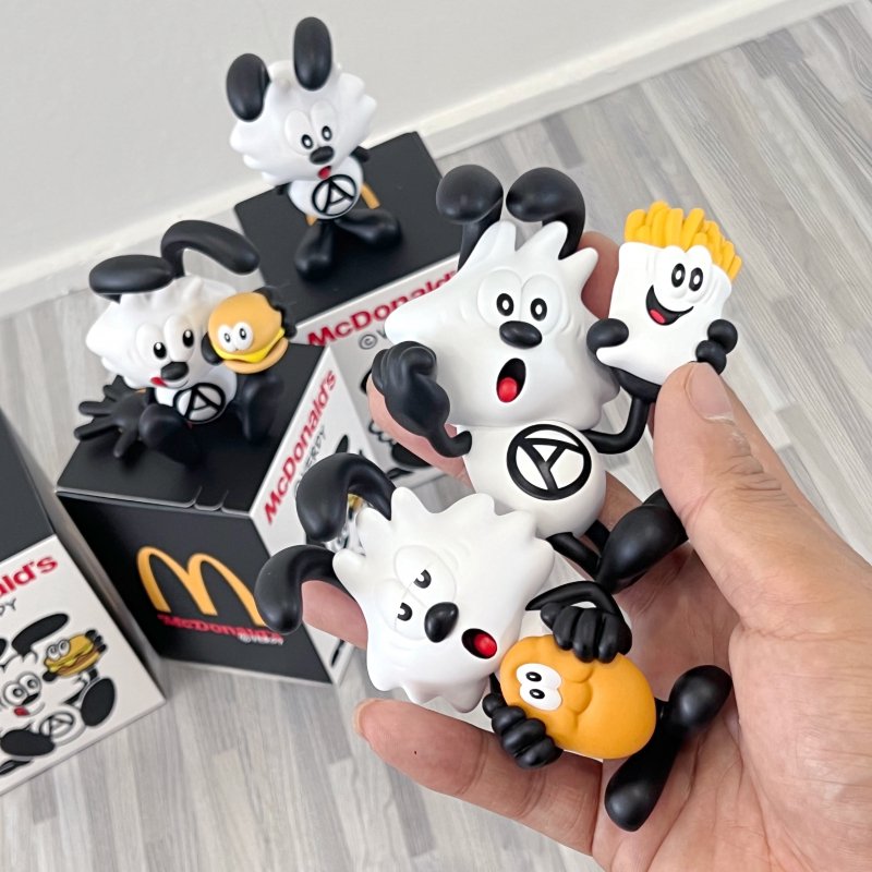 VERDY × McDonald's / Vick Collector’s Set (4体セット) - GANGSTA MARKET 【ギャングスタ  マーケット】