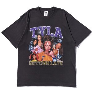 NO BRAND / TYLA T-SHIRT