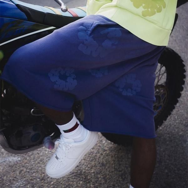 DENIM TEARS / MONO COTTON WREATH SWEAT SHORTS - GANGSTA MARKET