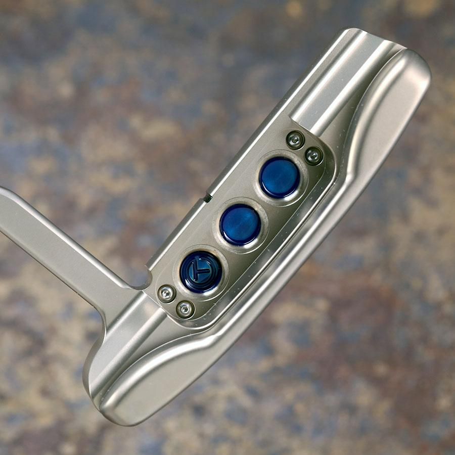 スコッティキャメロン ツアーパター CONCEPT 1 SSS Chromatic Bronze with an experimental Blue SSS insert & Topline