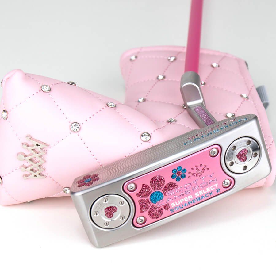 <img class='new_mark_img1' src='https://img.shop-pro.jp/img/new/icons59.gif' style='border:none;display:inline;margin:0px;padding:0px;width:auto;' />åƥ (SCOTTY CAMERON) 2023 ѡ쥯 Хå2 [Daisy Daisy] ver.S+ ԥ󥯥 KBSե