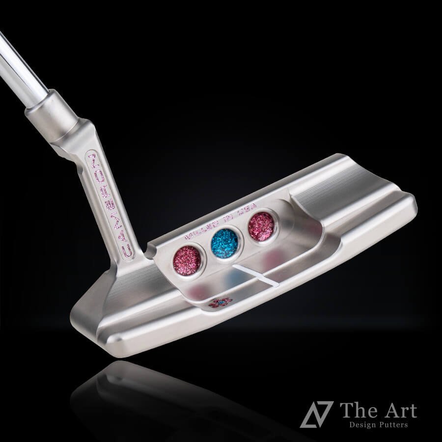 <img class='new_mark_img1' src='https://img.shop-pro.jp/img/new/icons59.gif' style='border:none;display:inline;margin:0px;padding:0px;width:auto;' />åƥ (SCOTTY CAMERON) 2023 ѡ쥯 Хå2 [Daisy Daisy] ver.S+ ԥ󥯥