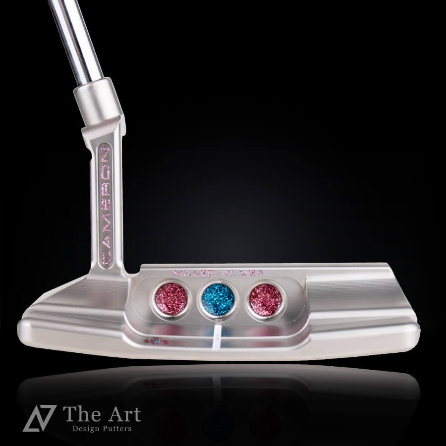 <img class='new_mark_img1' src='https://img.shop-pro.jp/img/new/icons59.gif' style='border:none;display:inline;margin:0px;padding:0px;width:auto;' />åƥ (SCOTTY CAMERON) 2023 ѡ쥯 Хå2 [Daisy Daisy] ver.S+ ԥ󥯥