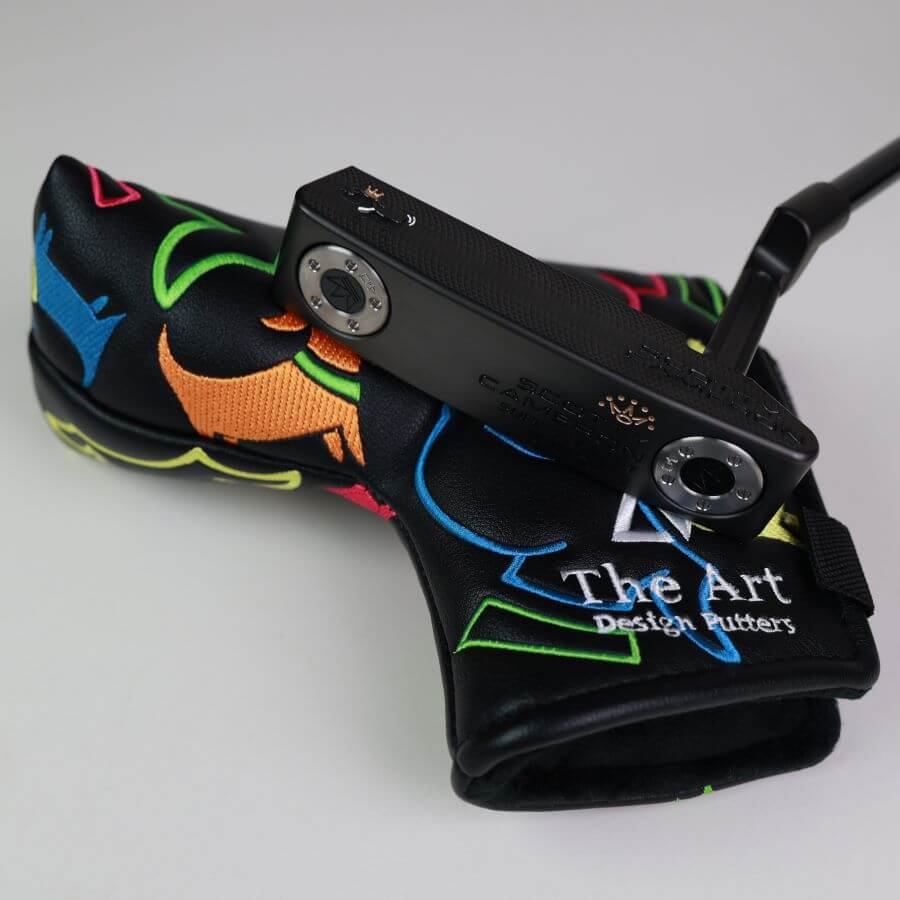 <img class='new_mark_img1' src='https://img.shop-pro.jp/img/new/icons52.gif' style='border:none;display:inline;margin:0px;padding:0px;width:auto;' />åƥ (SCOTTY CAMERON) 2023 ѡ쥯 ˥塼ݡ2 [Crown Dog] M+ ܥ֥å+ Black & Gold