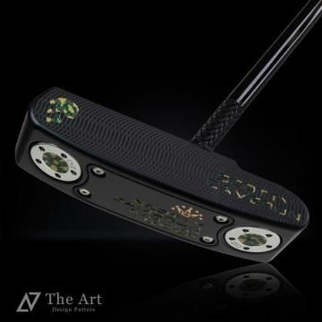 �����åƥ��������� (SCOTTY CAMERON) 2023 �����ѡ����쥯�� �˥塼�ݡ��� �ץ饹 [Sideface Skull] M ��������ɥͥå� ���꡼���º�