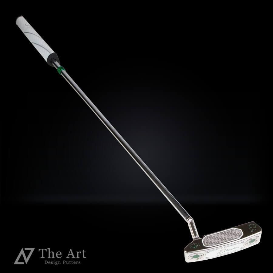 �����åƥ��������� (SCOTTY CAMERON) 2025 ���������������� �˥塼�ݡ���2.5PLUS [Lucky Clover] M+ �ץ���ʥ��㥤�� ��եƥ���