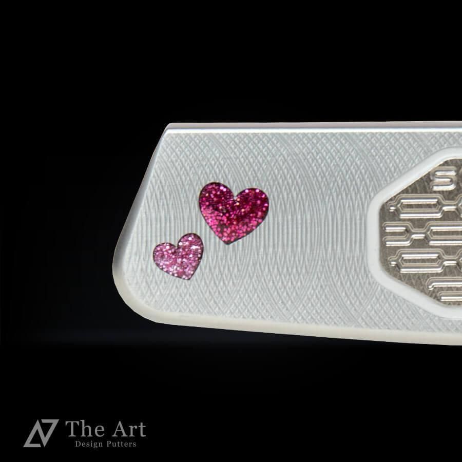 <img class='new_mark_img1' src='https://img.shop-pro.jp/img/new/icons52.gif' style='border:none;display:inline;margin:0px;padding:0px;width:auto;' />�����åƥ��������� (SCOTTY CAMERON) ���������������� 2025 �˥塼�ݡ���2 [Lovely Heart] M �ԥ󥯥�� �����ȥɥå�