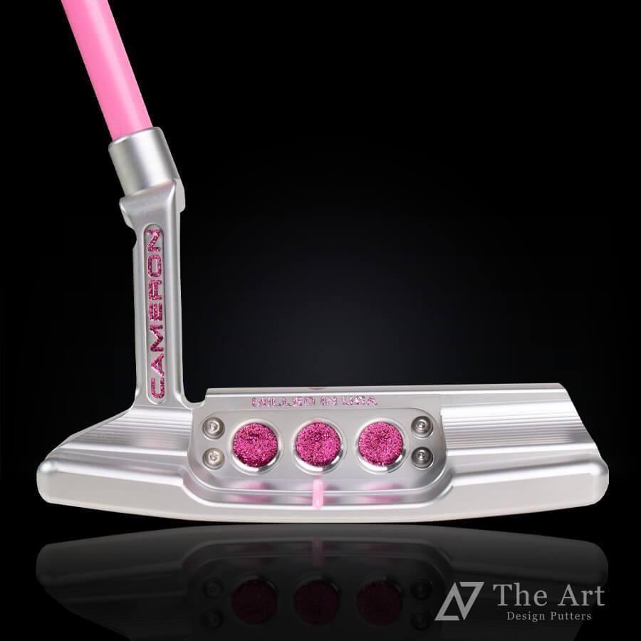 <img class='new_mark_img1' src='https://img.shop-pro.jp/img/new/icons52.gif' style='border:none;display:inline;margin:0px;padding:0px;width:auto;' />�����åƥ��������� (SCOTTY CAMERON) ���������������� 2025 �˥塼�ݡ���2 [Lovely Heart] M �ԥ󥯥�� �����ȥɥå�