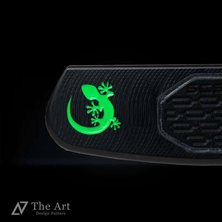 �ڼ����ġۥ����åƥ��������� (SCOTTY CAMERON) 2025 ���������������� �˥塼�ݡ��� [Lucky Gecko] ver.S NEON COLOR �����ȥ֥�å��ե��˥å���