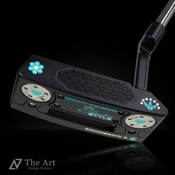 <img class='new_mark_img1' src='https://img.shop-pro.jp/img/new/icons4.gif' style='border:none;display:inline;margin:0px;padding:0px;width:auto;' />�����åƥ��������� (SCOTTY CAMERON) 2025 ���������������� ���������Хå�2 [Daisy Daisy] ver.S+ �����ȥ֥�å��ե��˥å��� ����������