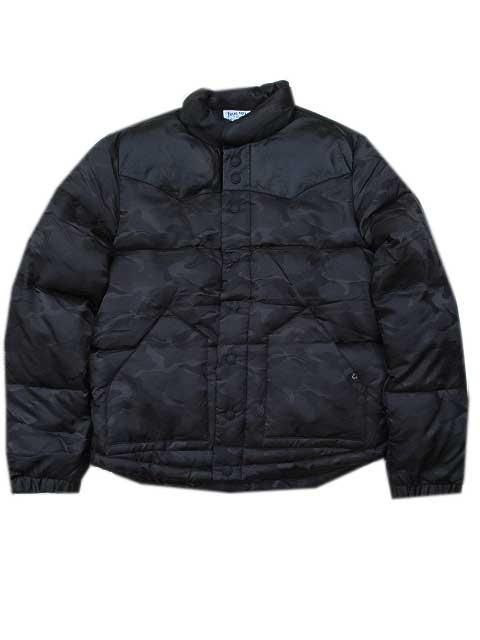 TRUE RELIGION/トゥルーレリジョンメンズCAMO PUFFER ジャケット black