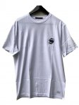 <img class='new_mark_img1' src='https://img.shop-pro.jp/img/new/icons20.gif' style='border:none;display:inline;margin:0px;padding:0px;width:auto;' />STAMPDץ<BR>TRIBE TEE white 
