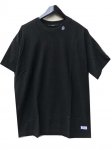 <img class='new_mark_img1' src='https://img.shop-pro.jp/img/new/icons20.gif' style='border:none;display:inline;margin:0px;padding:0px;width:auto;' />STAMPDץ<BR>SEASET TEE black