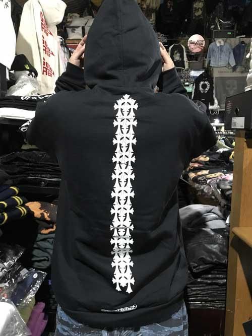 室外 CHROME HEARTS クロムハーツ Y NOT ロゴ刺繍 クロスレザーパッチ