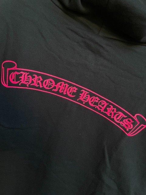CHROME HEATRSクロムハーツFOTI ジップパーカー neon pink- 夜型
