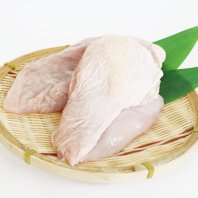 ハラル種鶏ムネ肉（皮あり）１Ｋｇ