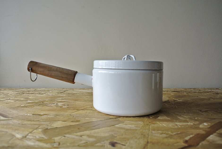 FINEL Enamel White フィネル 白い琺瑯(ホーロー)の片手鍋 vintage 
