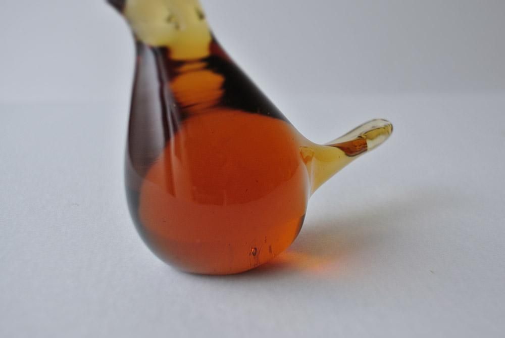 FINLAND'S GLASS BIRD 杏ジャムのようなカラーのガラス鳥