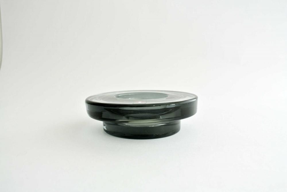 イッタラ　ランタン　サンド？　ハッリコスキネン iittala(イッタラ)のランタンランプが発売中止に | インテリア