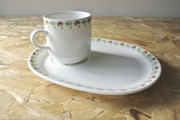 ARABIA FORTE FLORA Plate&Mug アラビア TVセット (スナックセット) 01