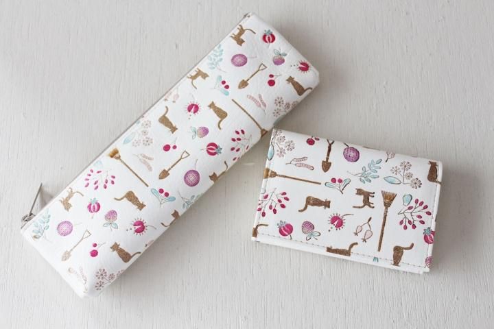 名産 姫路革細工 革文庫 文箱 伝統工芸品 81wuo7hx4bL._UF350,350_QL50_.jpg
