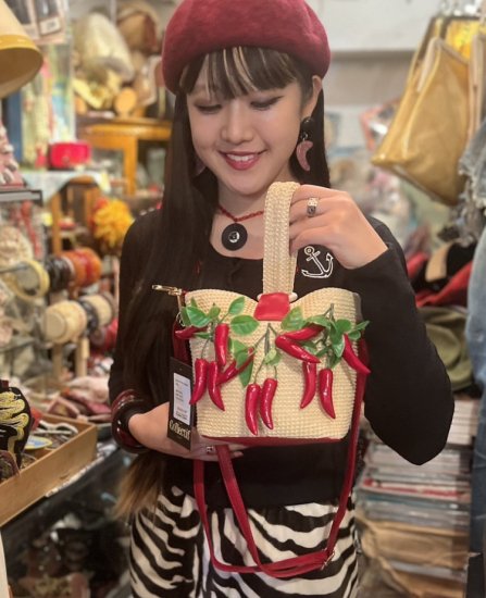 Collectif コレクティフ Chilli Pepper Bag バッグ かばん ポシェット