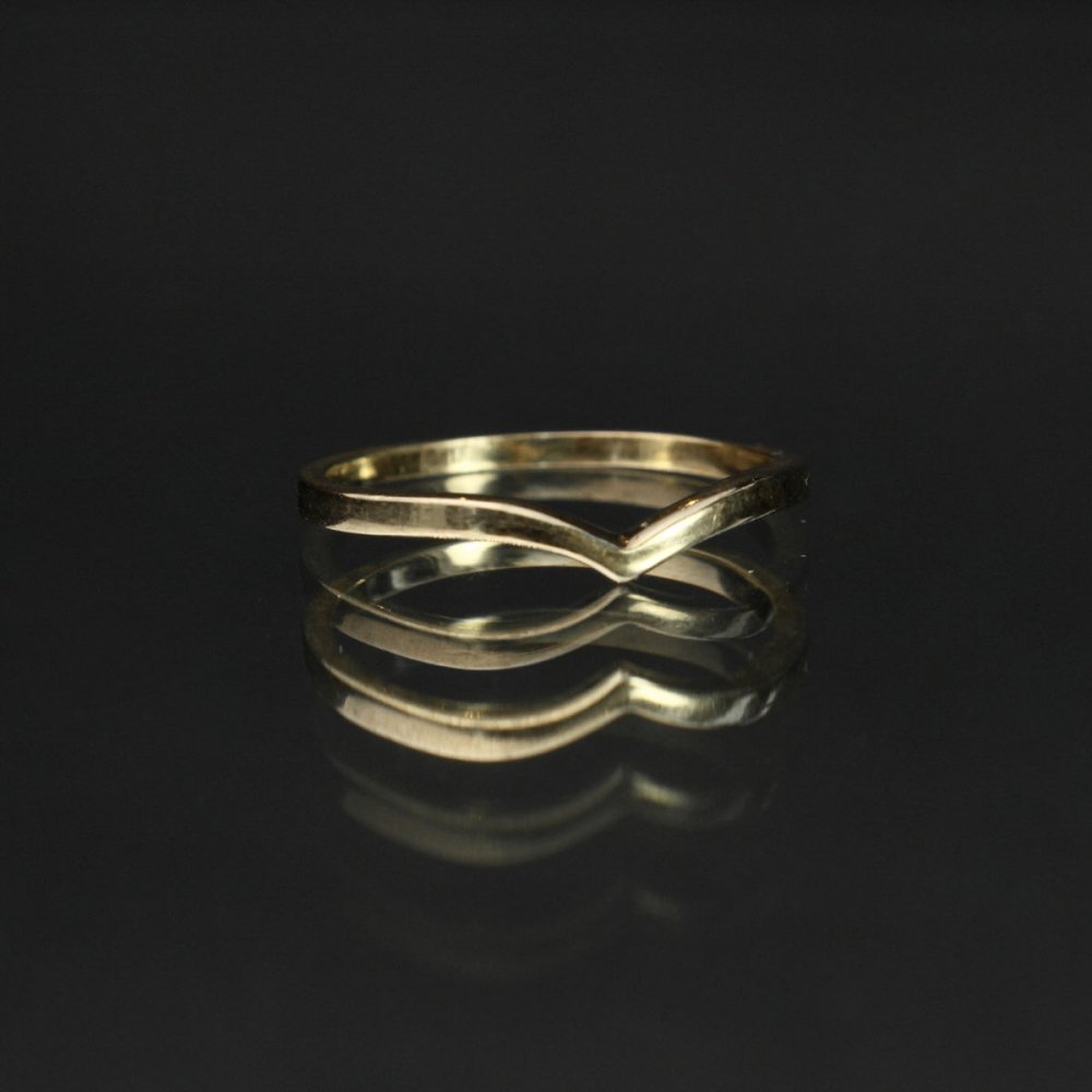 ヴィンテージ ウィッシュボーン リング【10kt Gold Sold - England】Wishbone Wave