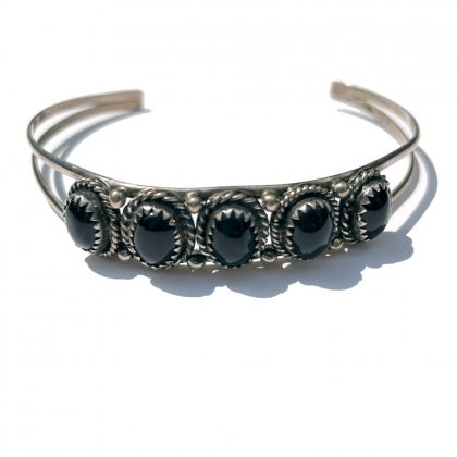  ΡʥХ ơ СХ󥰥Navajo STERLINGVintage Silver Bangle