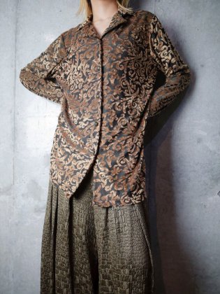  Ρơ  ٥ ٥٥åȥ Gold Arabesque Velvet Shirt