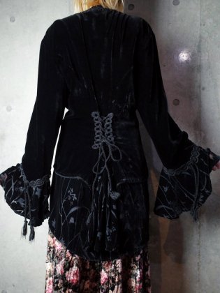  Ρơ ٥륹꡼&졼å ٥٥åȥ֥饦 Bell Sleeves & Lace up Velvet Blouse