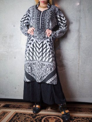 古着 通販　ヴィンテージ 刺繍 エキゾチック スリット ニット ワンピース Embroidery Exotic Arabesque Slit Knit Dress
