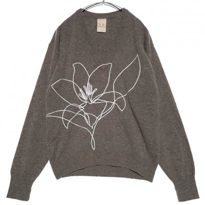  Ρak remake productsLily V-Neck Knit