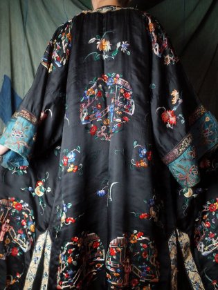 古着 通販　ヴィンテージ “ボロ” チャイナ刺繍シルク マンダリンガウン c.1920s Antique Silk Embroidery China Mandarin Gown Reversible
