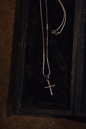  Ρvintage cross necklace