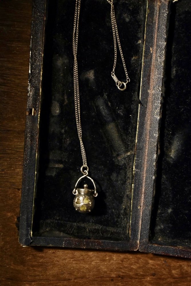 古着 通販 mid 20th shamrock silver necklace 20世紀中期 シャムロックポット ネックレス 
