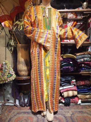 古着 通販　c.1960-70s Mid East Woven Slit Gown
