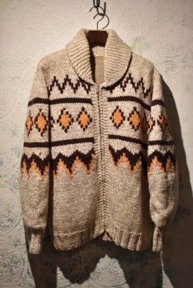  ΡCanadian 1960s Cowichan sweater