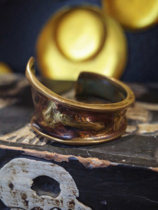  ΡVintage Brass  Capper Handmade Bangle