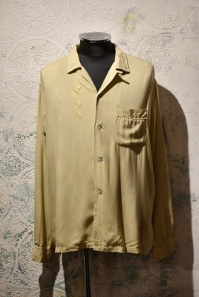  Ρus 1960s rayon open collar shirt 
