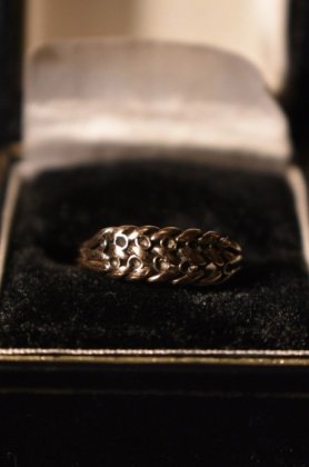  ΡBritish ~1920s 9K rose gold ring