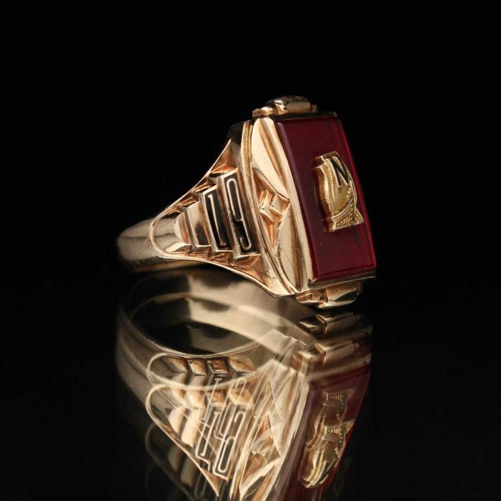 JOSTEN 10K 1983年 カレッジリング ビンテージ アンティーク ヴィンテージ カレッジリング【JOSTEN 10kt Gold Ruby Glass】【1953's