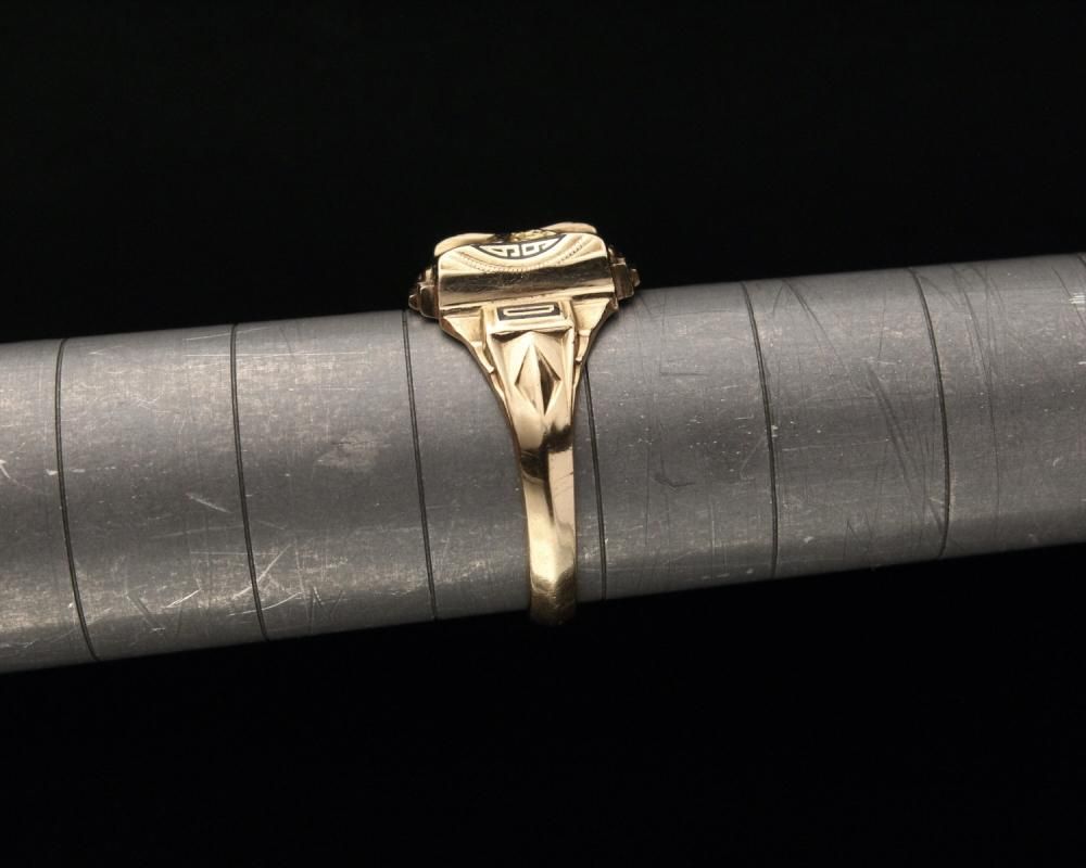 ヴィンテージ カレッジリング【JOSTEN 10kt Gold × Green ST