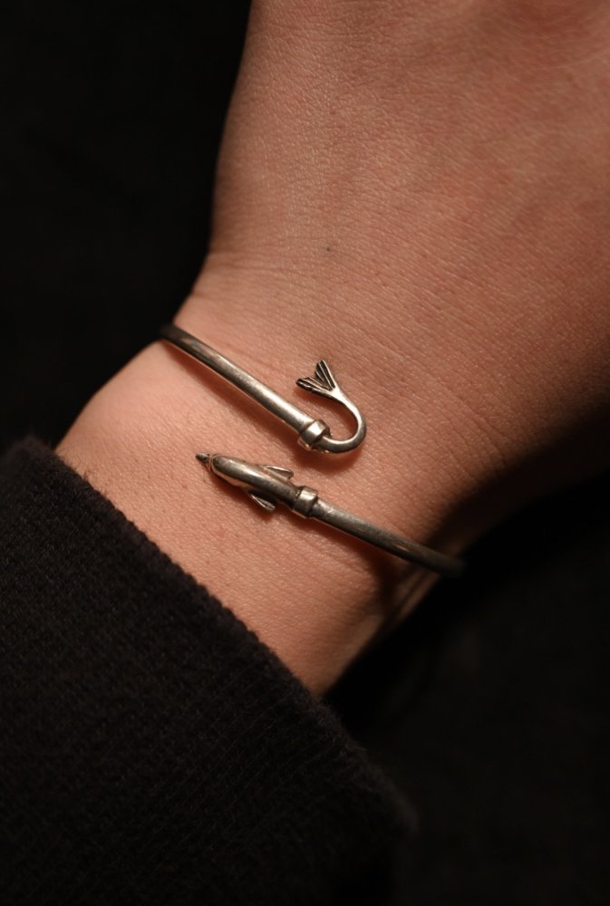 Vintage dolphin motif bangle ヴィンテージ ドルフィン モチーフ バングル