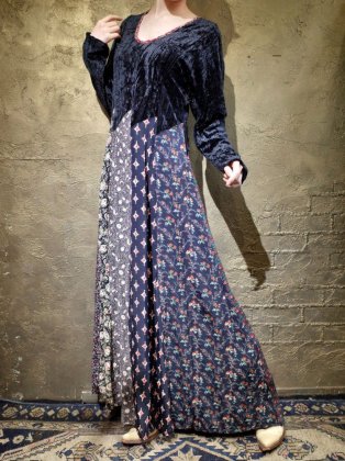  ΡVelvet  Paisley & Flower Rayon Switch Dress