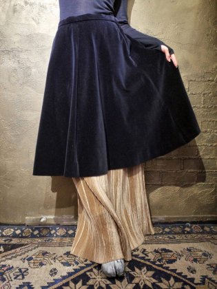  Ρc.1960s Black Cotton Velvet Drape Skirt