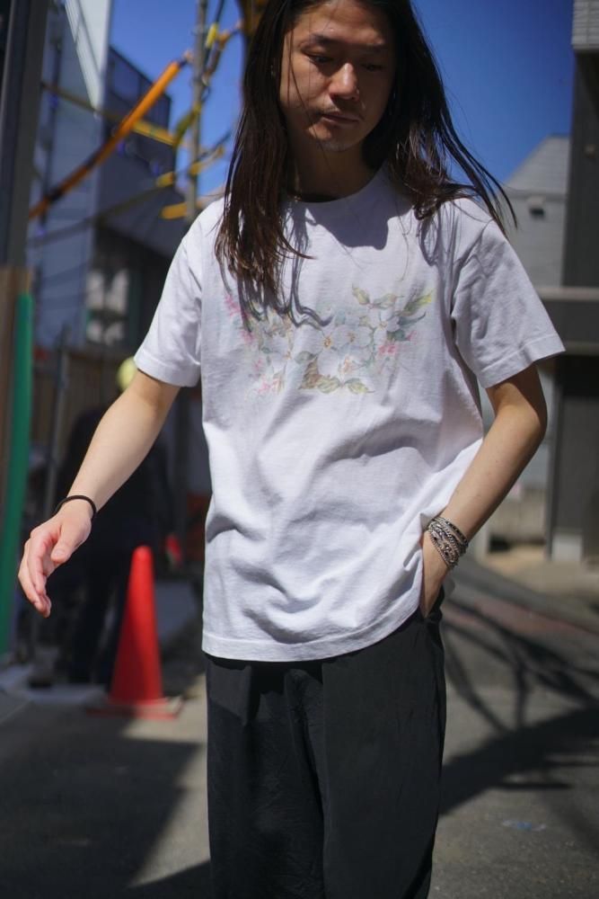 Drawer - 美品 Fjura フラワープリントTシャツの通販 by ®️in
