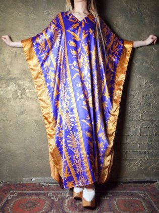  ΡScarf Arabesque Kaftan Dress