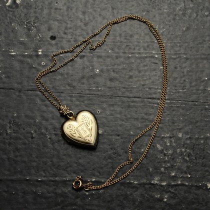 ヴィンテージ スウィートハート ロケット ネックレス【Late 1930'~】Heart Shaped Signet Top | 古着 通販  ヴィンテージ古着屋 | RUMHOLE beruf - Online Store 公式通販サイト