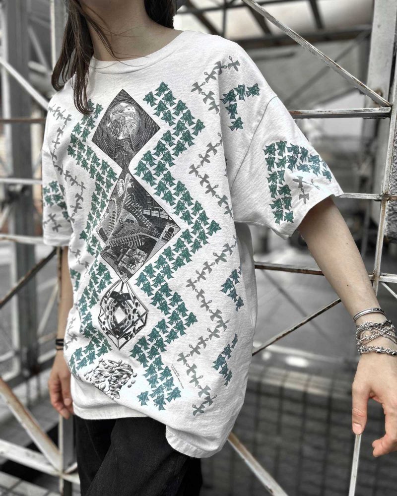 MC エッシャー ヴィンテージ T シャツ【M.C Escher ANDAZIA】【1990s-】XL Multi Color Print