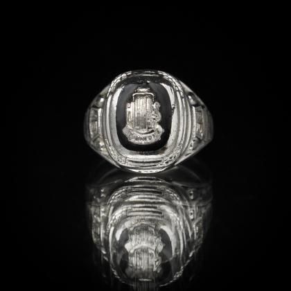  Ρơ å СSTERLING  Onyxۡ1957'-Round Square Class Ring